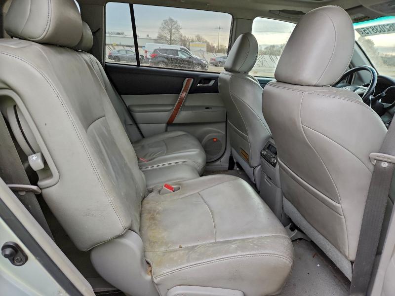 Zdjęcie 11 z aukcji – 2010 TOYOTA HIGHLANDER z VIN 5TDDK3EH3AS019636