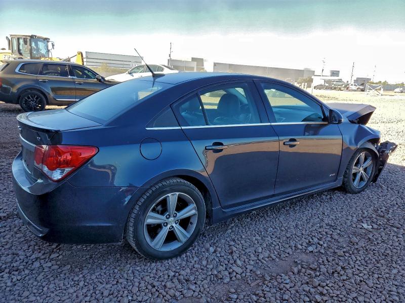Photo 3 from auction – 2014 CHEV CRUZE with VIN 1G1PE5SB0E7483038