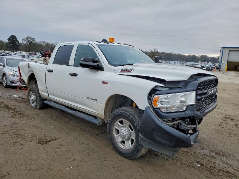 Photo 4 from auction – 2022 RAM 2500 with VIN 3C6UR5CJ0NG130363