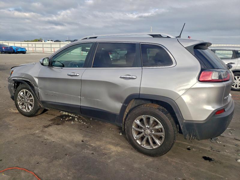 Zdjęcie 2 z aukcji – 2019 JEEP CHEROKEE L z VIN 1C4PJMLB2KD199158