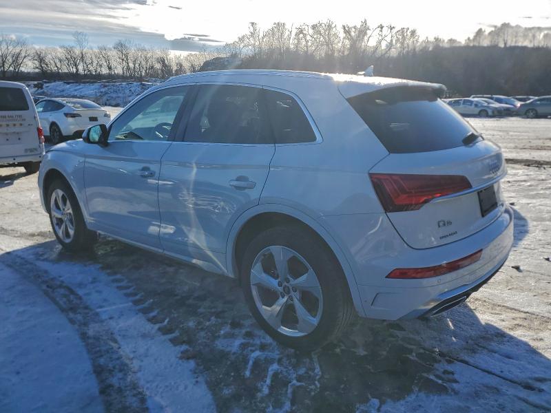 Photo 2 from auction – 2024 AUDI Q5 PREMIUM with VIN WA1EAAFY6R2069812