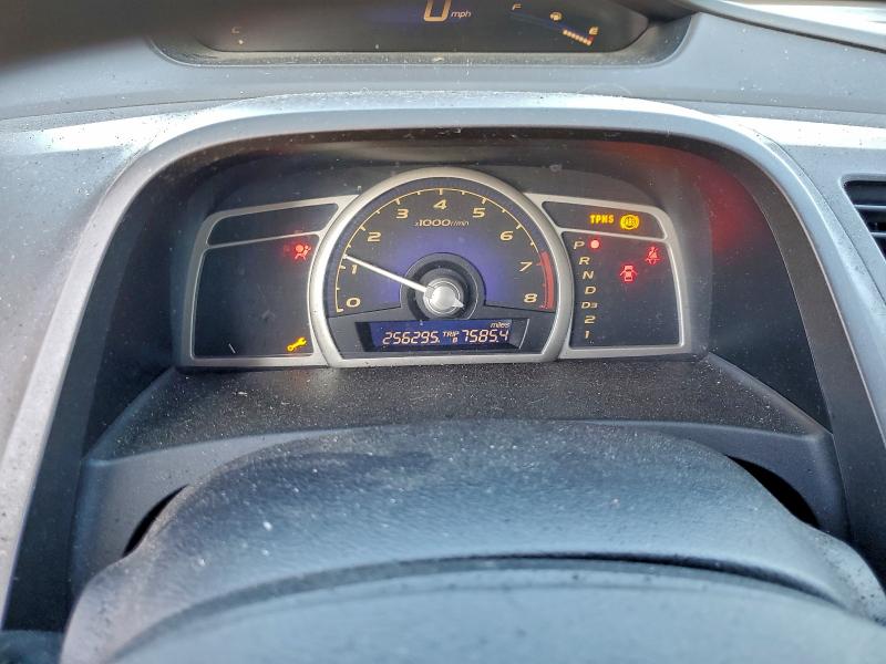 Photo 9 from auction – 2010 HONDA CIVIC LX with VIN 19XFA1F54AE069623