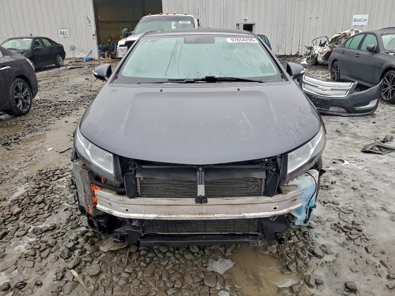 Photo 5 from auction – 2013 CHEVROLET VOLT with VIN 1G1RE6E45DU149034