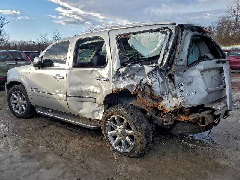 Foto 2 de la subasta – 2011 GMC YUKON DENA con VIN 1GKS2EEF5BR109182