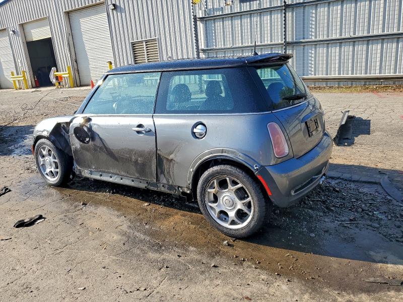 Photo 2 from auction – 2004 MINI COOPER S with VIN WMWRE33414TD77448