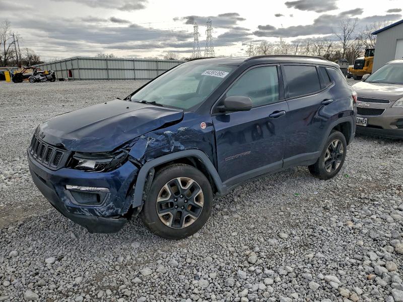 JEEP COMPASS TR 2018 with VIN 3C4NJDDB9JT155561 - Photo from auction