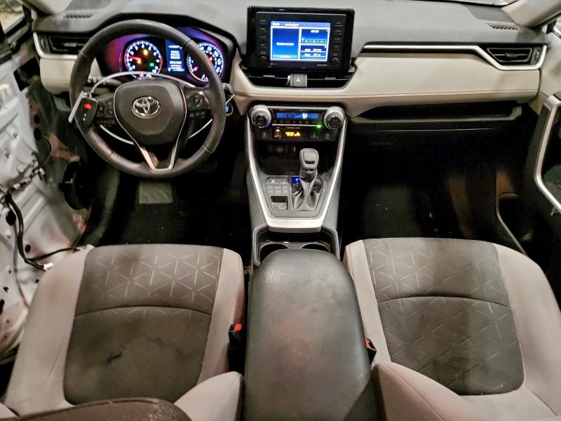Photo 8 from auction – 2021 TOYOTA RAV4 XLE with VIN 2T3P1RFV3MC175574