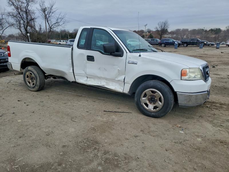 Photo 4 from auction – 2004 FORD F150 2WD with VIN 1FTRF12W54NB98502