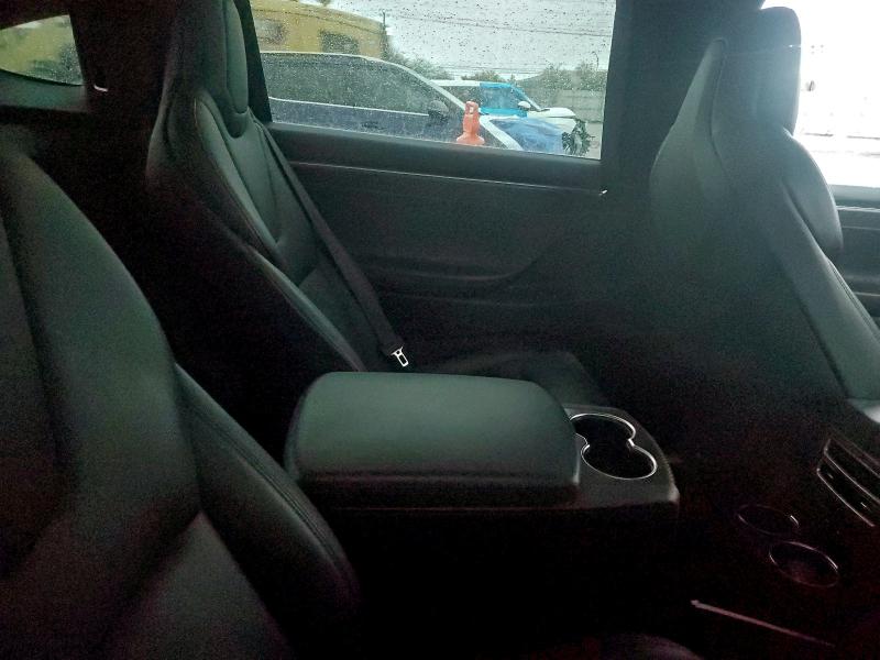 Photo 11 from auction – 2018 TESLA MODEL X with VIN 5YJXCBE40JF091786