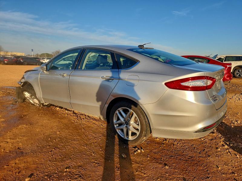Photo 2 from auction – 2016 FORD FUSION SE with VIN 3FA6P0H79GR307092