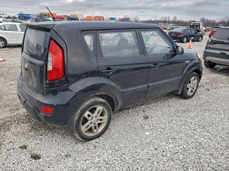 Photo 3 from auction – 2012 KIA SOUL with VIN KNDJT2A57C7747799