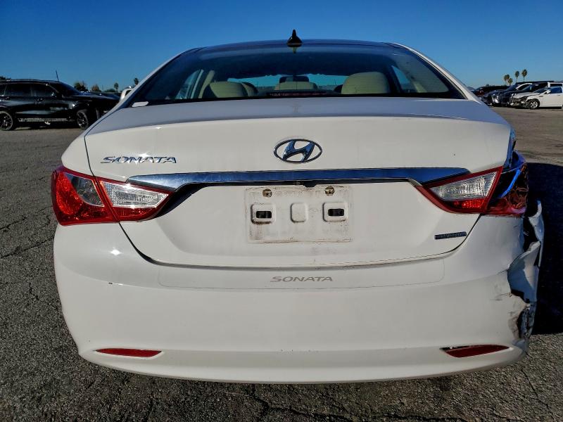 Photo 6 from auction – 2013 HYUNDAI SONATA SE with VIN 5NPEC4AC0DH671173