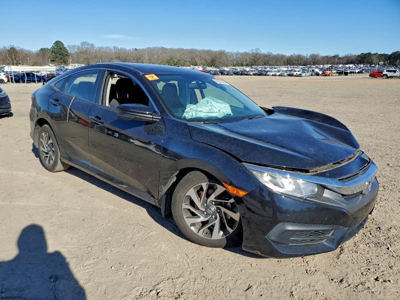 صورة رقم 4 من المزاد - 2017 HONDA CIVIC EX مع VIN 19XFC2F76HE018006