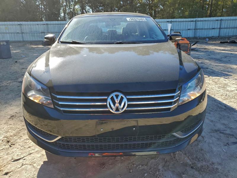 Photo 5 from auction – 2015 VOLKSWAGEN PASSAT S with VIN 1VWAS7A36FC046663