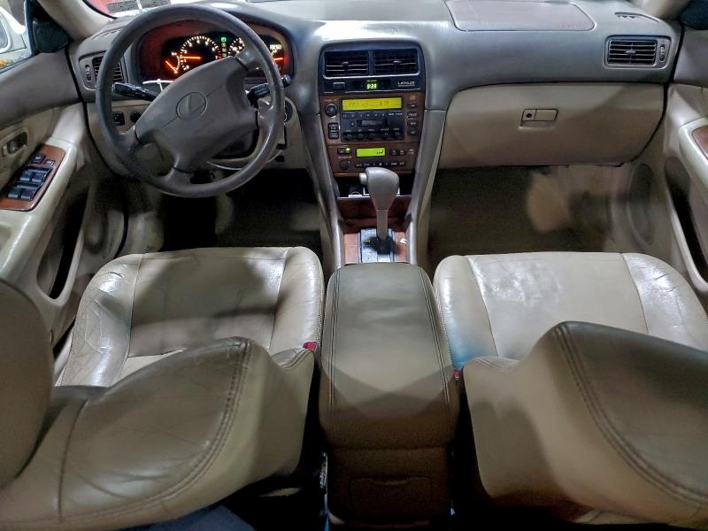 Photo 8 from auction – 2000 LEXUS ES 300 with VIN JT8BF28G6Y0279744
