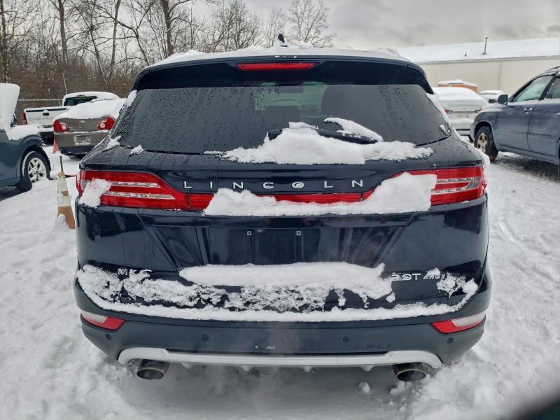 Photo 6 from auction – 2017 LINCOLN MKC RESERV with VIN 5LMCJ3D98HUL50865