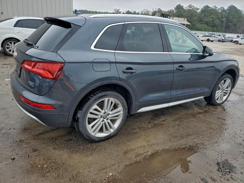 Photo 3 from auction – 2018 AUDI Q5 PREMIUM with VIN WA1BNAFY1J2227727