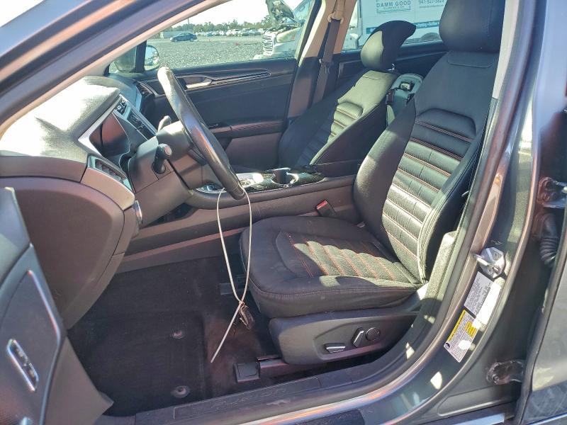 Photo 7 from auction – 2014 FORD FUSION SE with VIN 1FA6P0H73E5399588