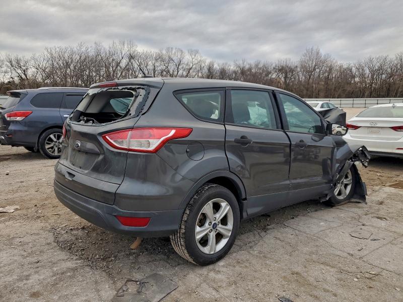 Photo 3 from auction – 2016 FORD ESCAPE S with VIN 1FMCU0F74GUB23336
