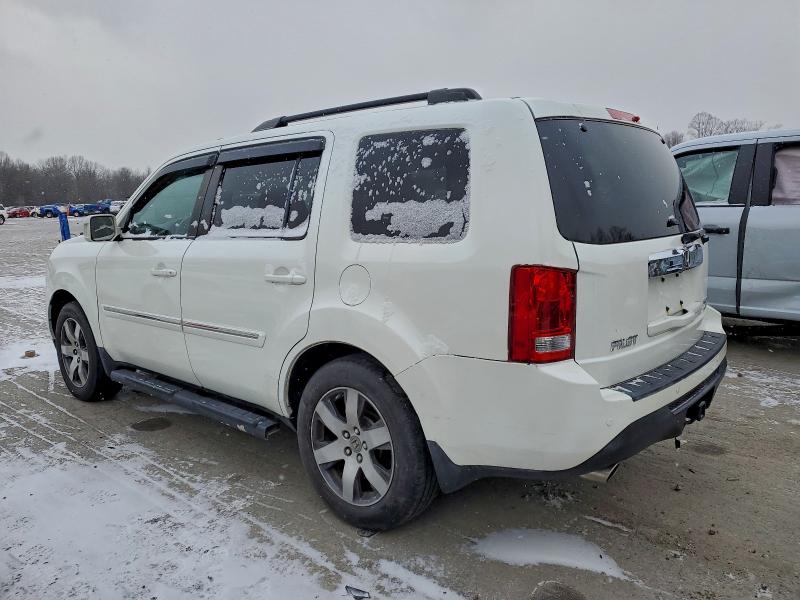 Photo 2 from auction – 2012 HONDA PILOT TOUR with VIN 5FNYF4H97CB030890