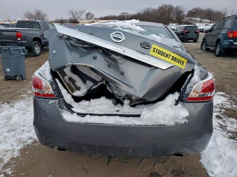 Photo 6 from auction – 2015 NISSAN ALTIMA 2.5 with VIN 1N4AL3AP7FN342135