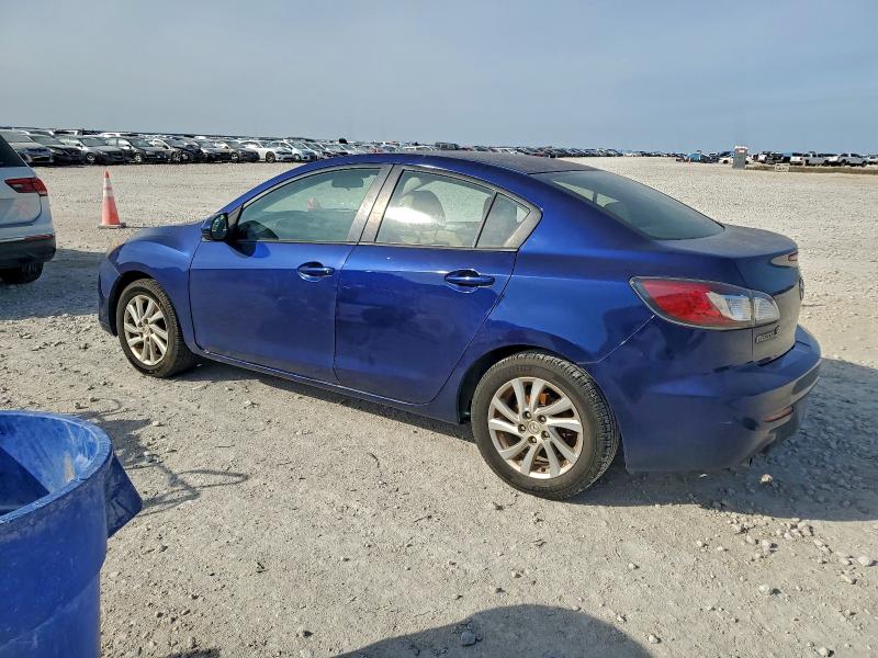 صورة رقم 2 من المزاد - 2012 MAZDA 3 I مع VIN JM1BL1V70C1560028