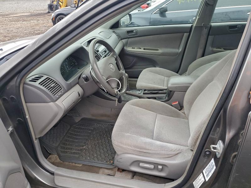 Photo 7 from auction – 2003 TOYOTA CAMRY with VIN 4T1BE32K33U751841