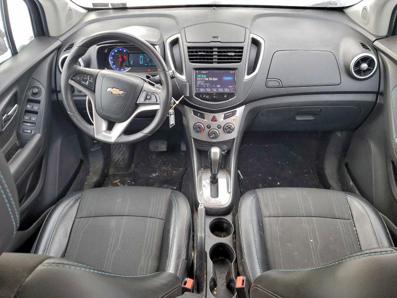 Photo 8 from auction – 2016 CHEVROLET TRAX 1LT with VIN 3GNCJPSB2GL125751