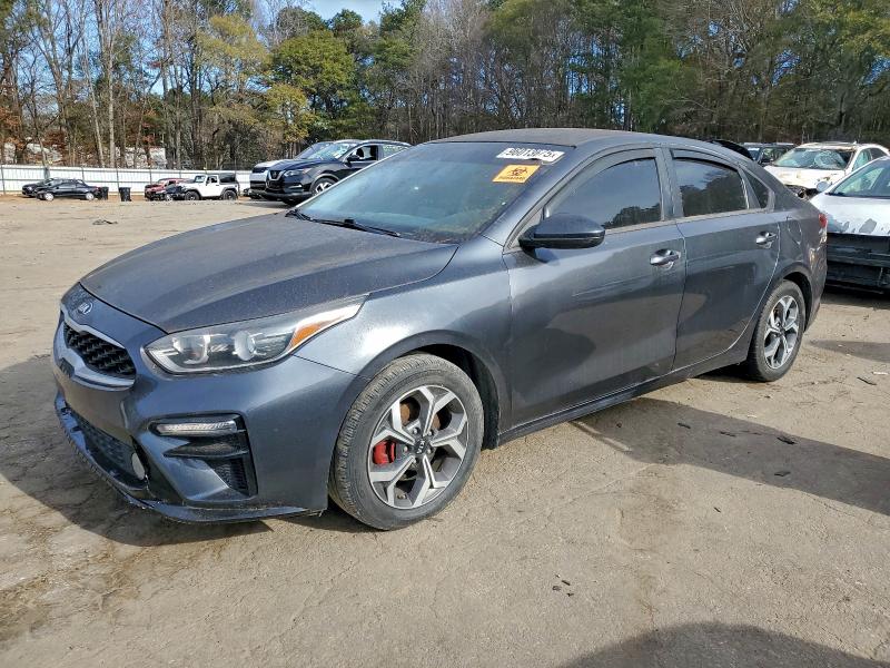 KIA FORTE FE 2019 with VIN 3KPF24AD8KE082616 - Photo from auction