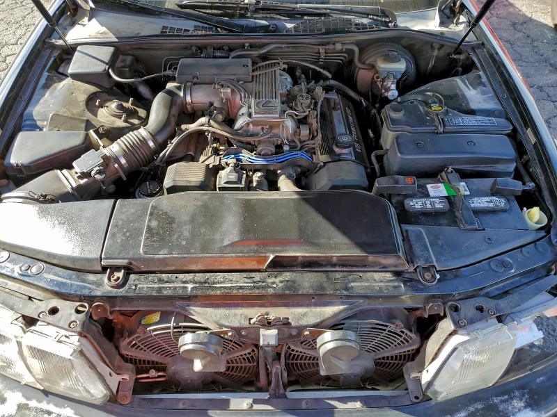 Photo 11 from auction – 1992 LEXUS LS 400 with VIN JT8UF11E3N0099452