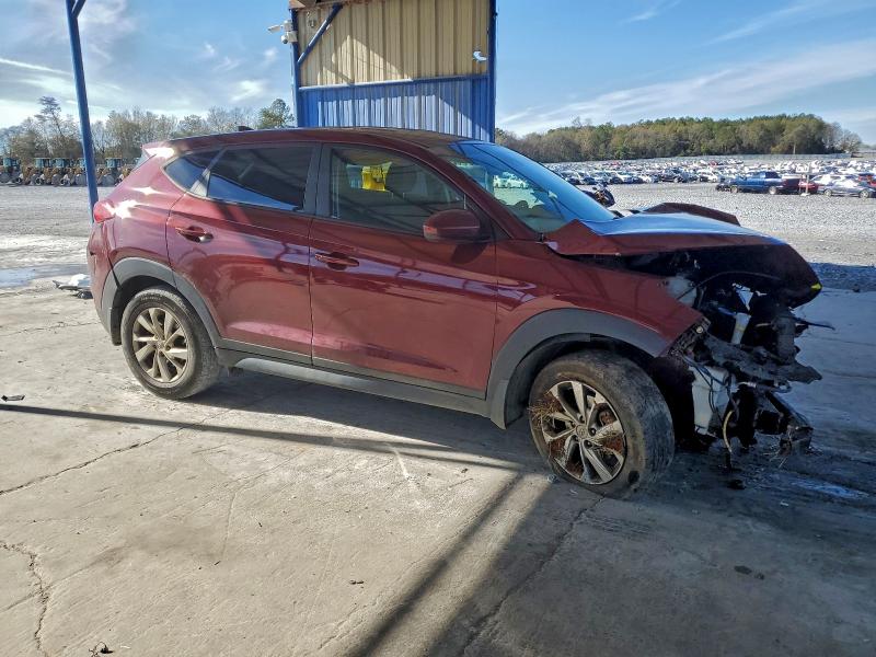 Photo 4 from auction – 2019 HYUNDAI TUCSON SE with VIN KM8J23A47KU079062