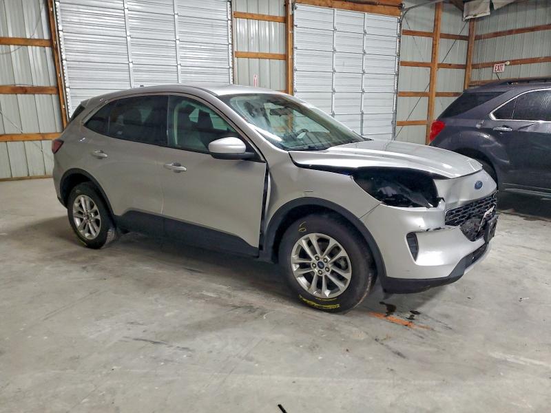 Photo 4 from auction – 2020 FORD ESCAPE SE with VIN 1FMCU9G69LUA97708