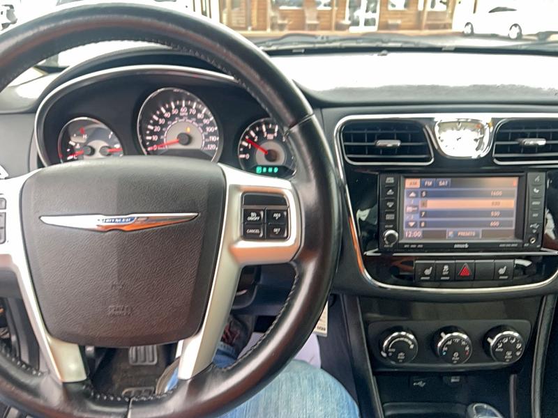 Photo 9 from auction – 2013 CHRYSLER 200 LIMITE with VIN 1C3CCBCG4DN603779