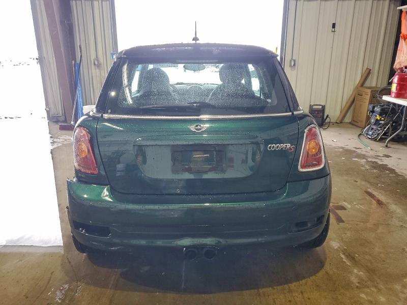 Photo 6 from auction – 2010 MINI COOPER S with VIN WMWMF7C56ATZ71663