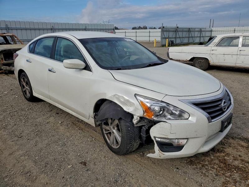 Photo 4 from auction – 2014 NISSAN ALTIMA with VIN 1N4AL3AP1EN210342