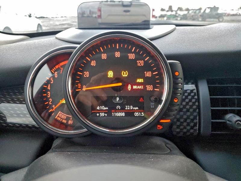 Photo 9 from auction – 2016 MINI COOPER S with VIN WMWXU3C53G2D29625