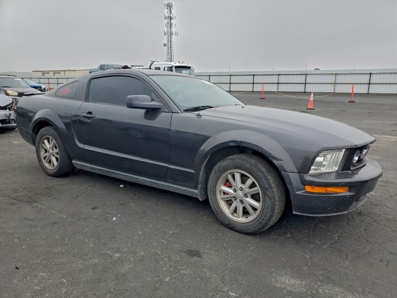 Photo 4 from auction – 2007 FORD MUSTANG with VIN 1ZVFT80N475299000