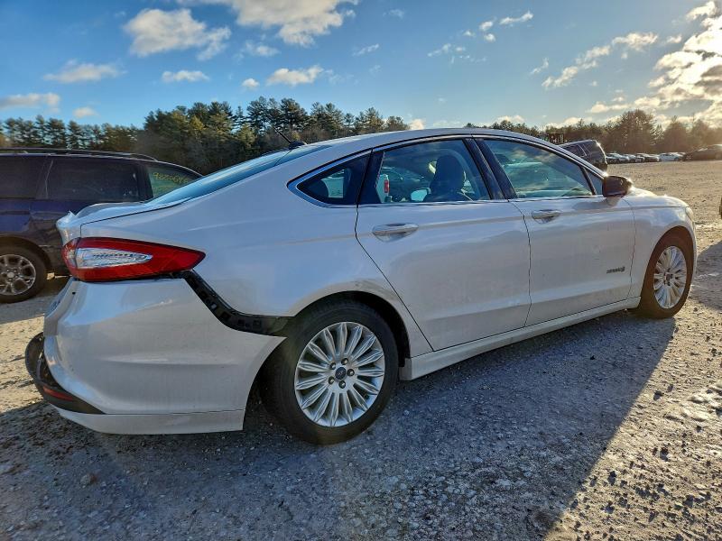 Photo 3 from auction – 2015 FORD FUSION SE with VIN 3FA6P0LU0FR286306