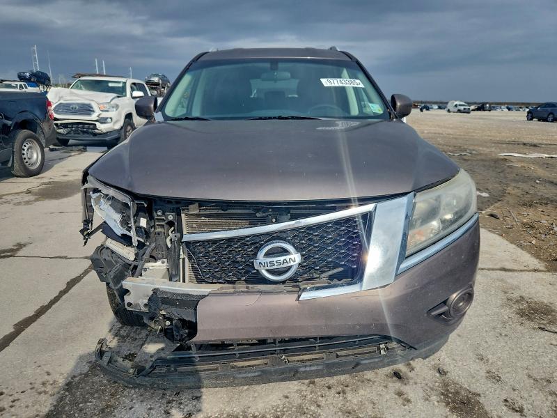 Photo 5 from auction – 2016 NISSAN PATHFINDER with VIN 5N1AR2MNXGC607264