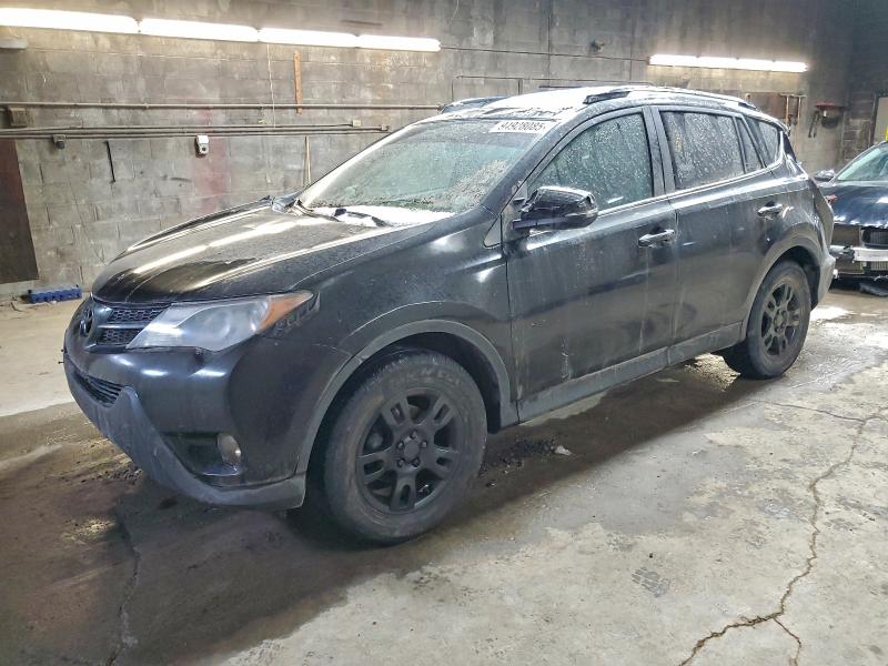 TOYOTA RAV4 XLE 2015 with VIN 2T3RFREV0FW387507 - Photo from auction
