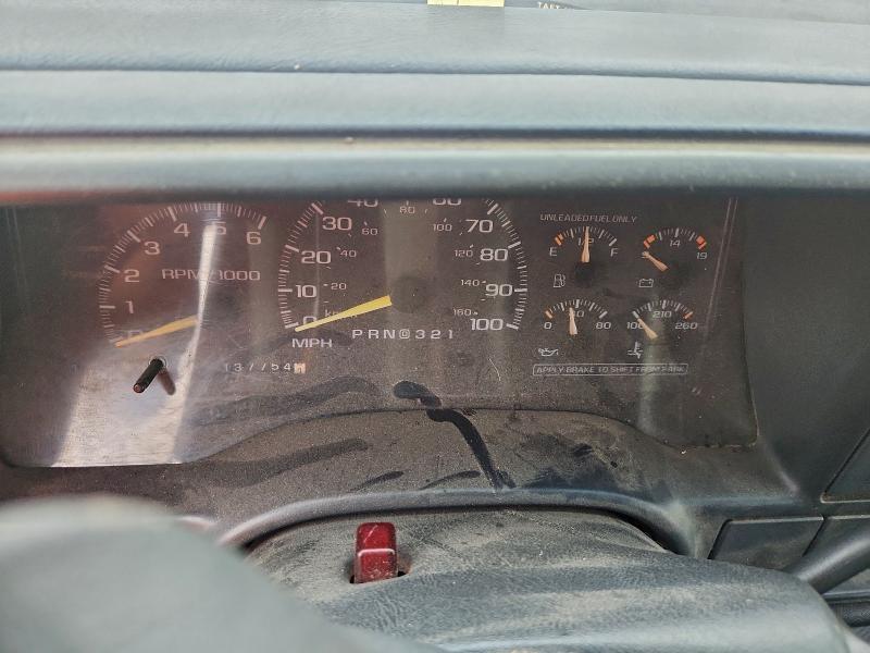 Photo 9 from auction – 1997 CHEVROLET GMT-400 C1 with VIN 1GCEC19R7VE174372