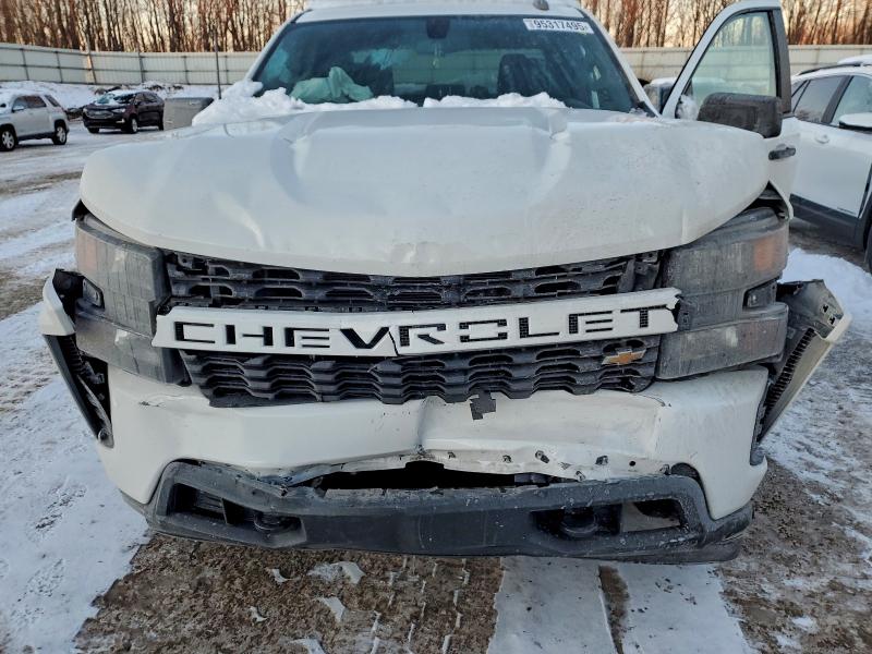Photo 11 from auction – 2019 CHEVROLET SILVERADO with VIN 1GCRYBEH1KZ209935