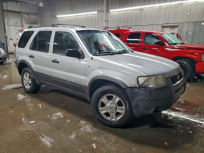 Photo 4 from auction – 2002 FORD ESCAPE XLT with VIN 1FMCU04102KA46709