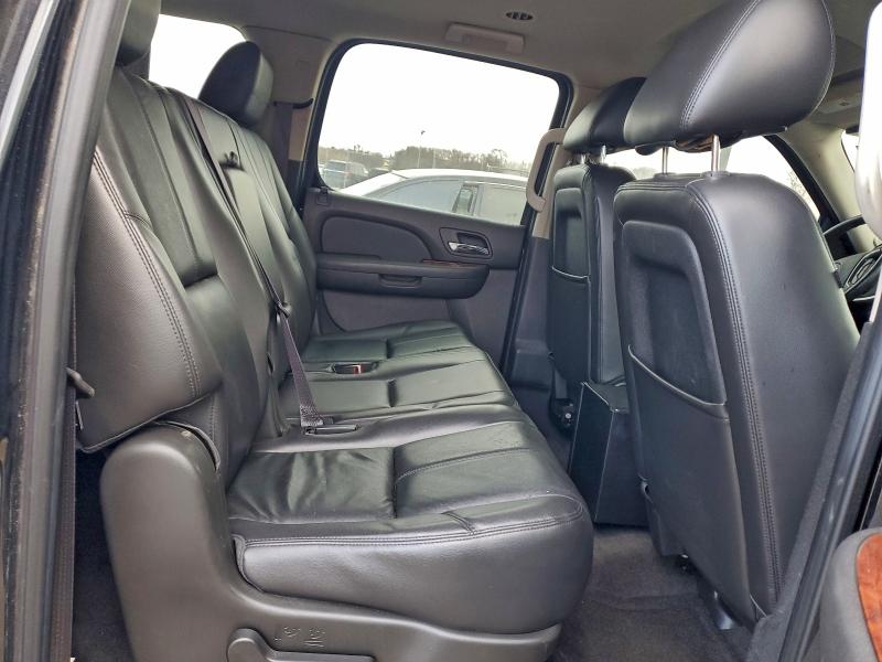 Photo 11 from auction – 2012 CHEVROLET SUBURBAN K with VIN 1GNWKMEG2CR137966