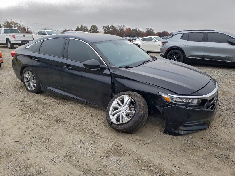 Photo 4 from auction – 2018 HONDA ACCORD with VIN 1HGCV1F13JA208486
