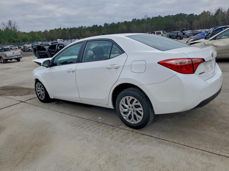 Photo 2 from auction – 2018 TOYOTA COROLLA L with VIN 2T1BURHE8JC092547