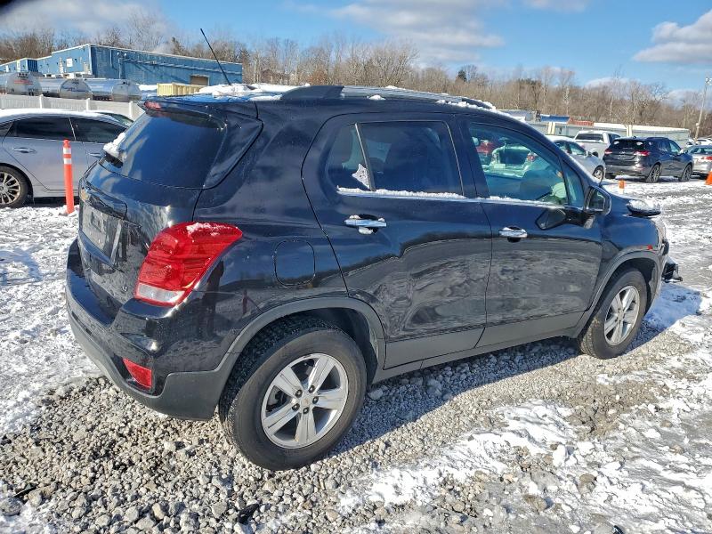 Photo 3 from auction – 2019 CHEVROLET TRAX 1LT with VIN KL7CJPSB5KB854343