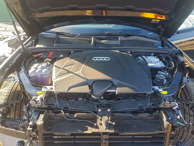Photo 12 from auction – 2025 AUDI Q7 with VIN WA1LVBF70SD030068