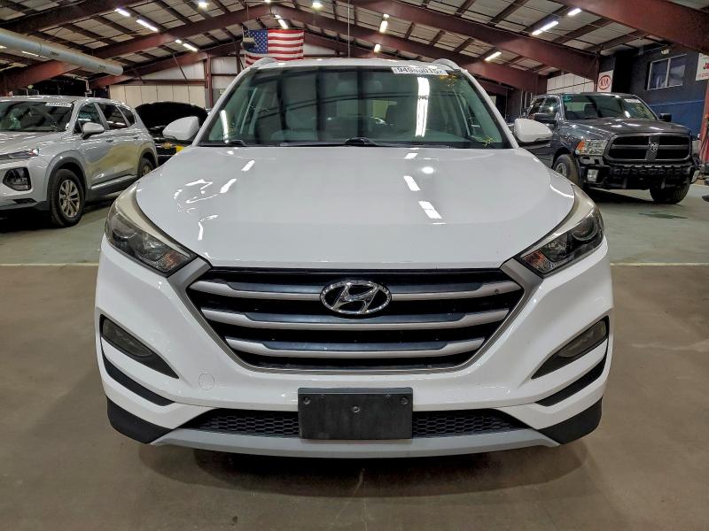 Photo 5 from auction – 2017 HYUNDAI TUCSON LIM with VIN KM8J3CA25HU301120