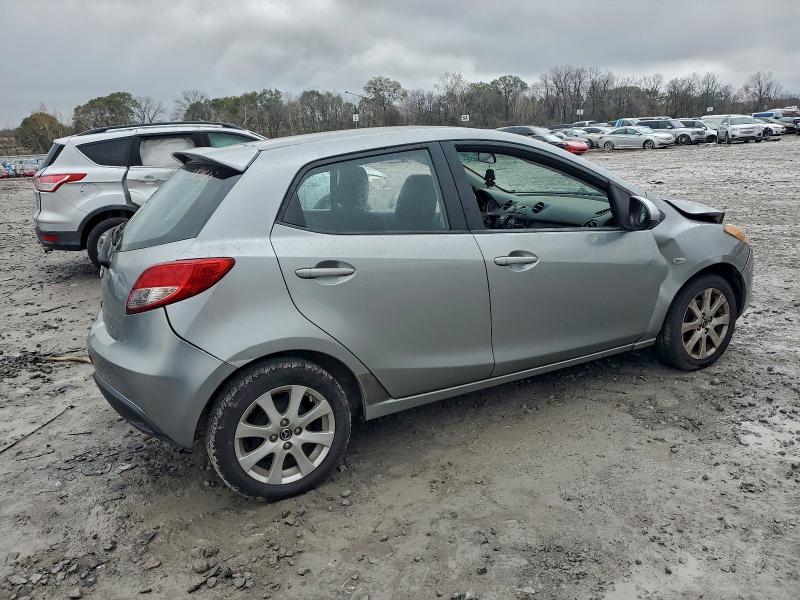 Photo 3 from auction – 2013 MAZDA MAZDA2 with VIN JM1DE1LYXD0161441